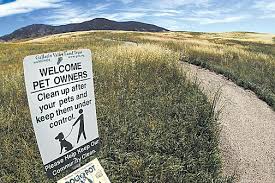 Peets HIll dog park sign